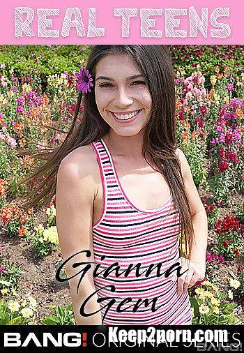 Gianna Gem - Gianna Gem Exposes Her Titties In Public! [Bang Real Teens, Bang Originals / SD / 540p]