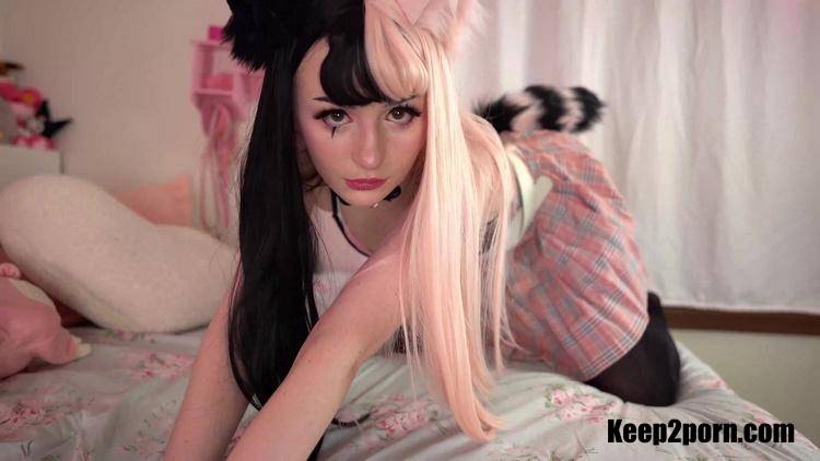 Tweetney - Cat girl shows off her butthole [ManyVids / UltraHD 4K 2160p]