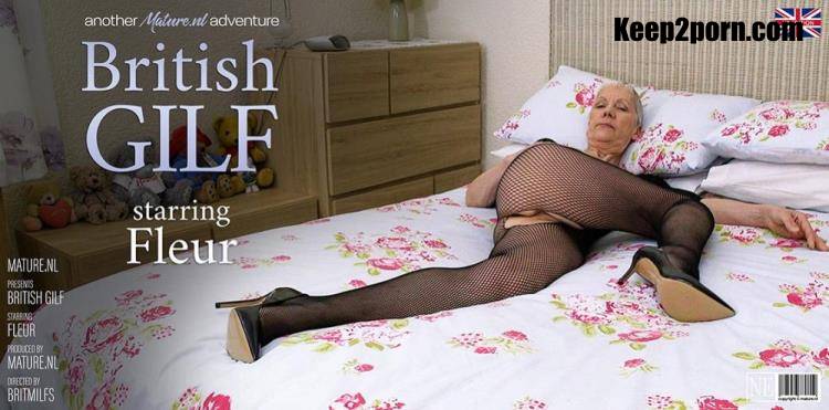 Fleur (EU) (54) - Horny British granny Fleur rubbing her mature pussy on bed [Mature.nl / FullHD 1080p]