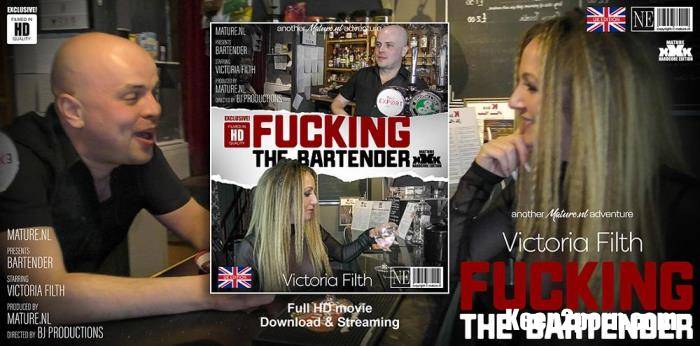 Victoria Filth (EU) (33) - Victoria Filth is fucking a bartender at work [FullHD 1080p] Mature.nl, Mature