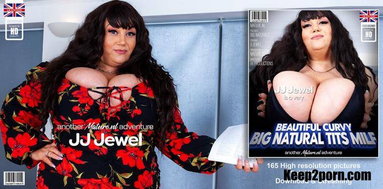 JJ Jewel (EU) (42) - Curvy MILF JJ Jewel with her big natural tits [Mature.nl / FullHD 1080p]