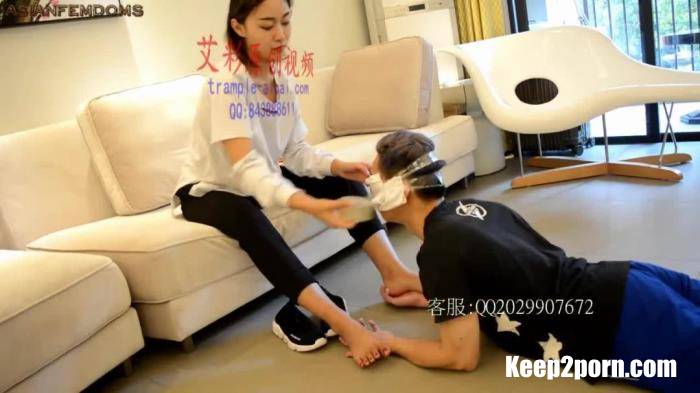 Xia Fu Dirty Shoes White Socks Original Flavour Slave [ChineseFemdom / HD 720p]