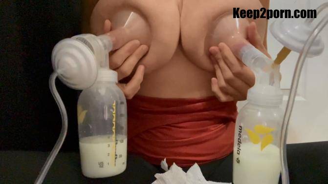 Bumpinbaccas - Pumping 18 Oz And Swallowing It All [Manyvids / FullHD 1080p]
