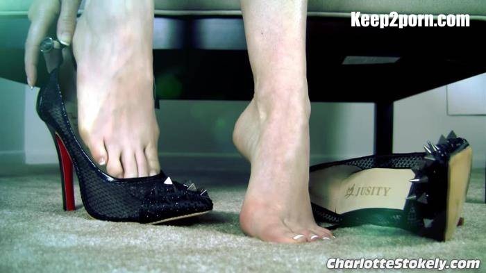 Charlotte Stokely - Pussy Free Foot Wimp [FullHD 1080p]