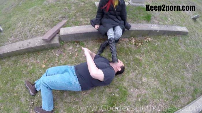 PUBLIC OUTDOOR Boot Worship [GoddessLilith / FullHD 1080p]