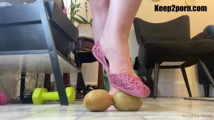 I heard you love My flat shoes and DREAM of Me crushing you junk in them [AnushkaVelvet / FullHD 1080p]