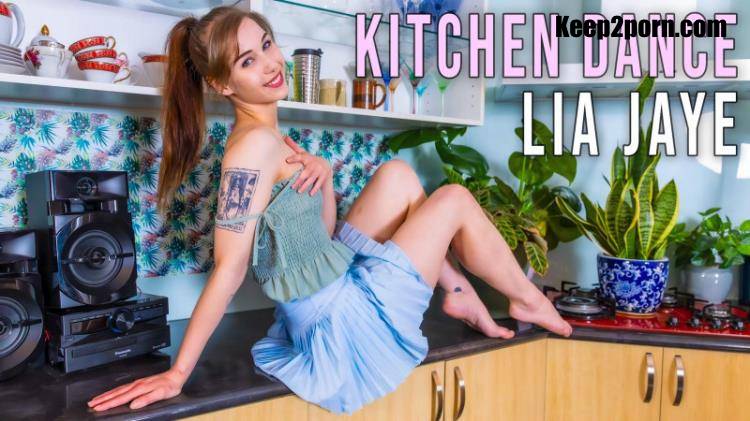 Lia Jaye - Kitchen Dance [GirlsOutWest / FullHD 1080p]