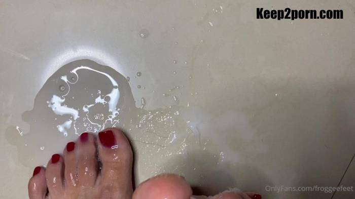 Cumming On My Red Toes And Than Pouring 25 Cum Loads On My Toes - Froggee Feet [GoddessDiana / FullHD 1080p]