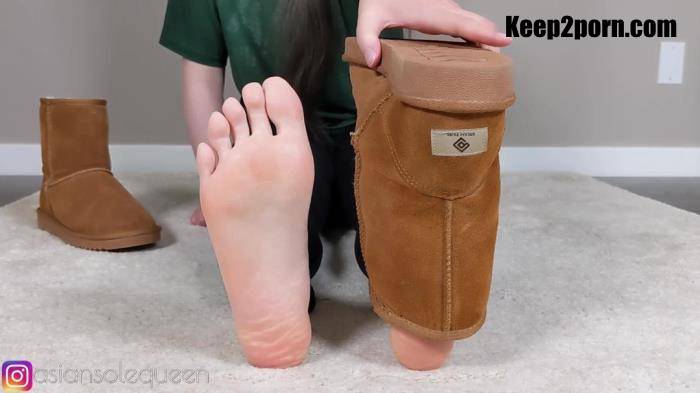 asiansolequeen - UGG boots and bare feet humiliation JOI [FullHD 1080p]