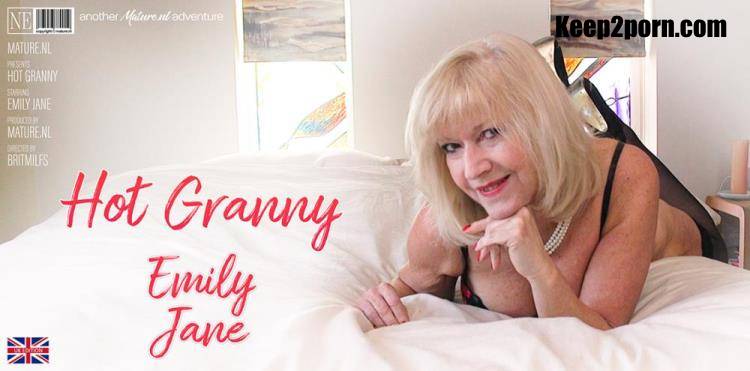 Emily Jane (EU) (63) - Hot British Granny Emily Jane plays with herself in bed [Mature.nl / FullHD 1080p]