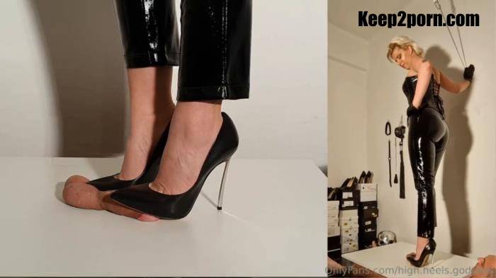 Trample Shoejob in Casadei Blade Pumps [LadyLatisha / HD 720p]