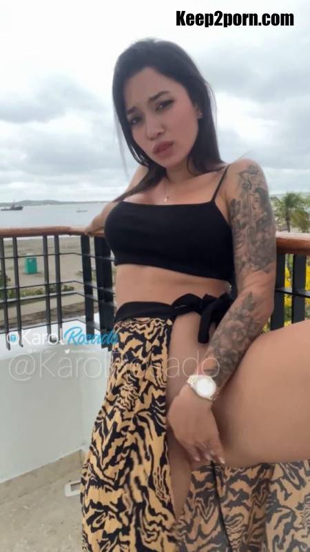 Little Squirts In A Balcony At The Beach [Pornhub, Karol Rosado / UltraHD 2K 1920p]